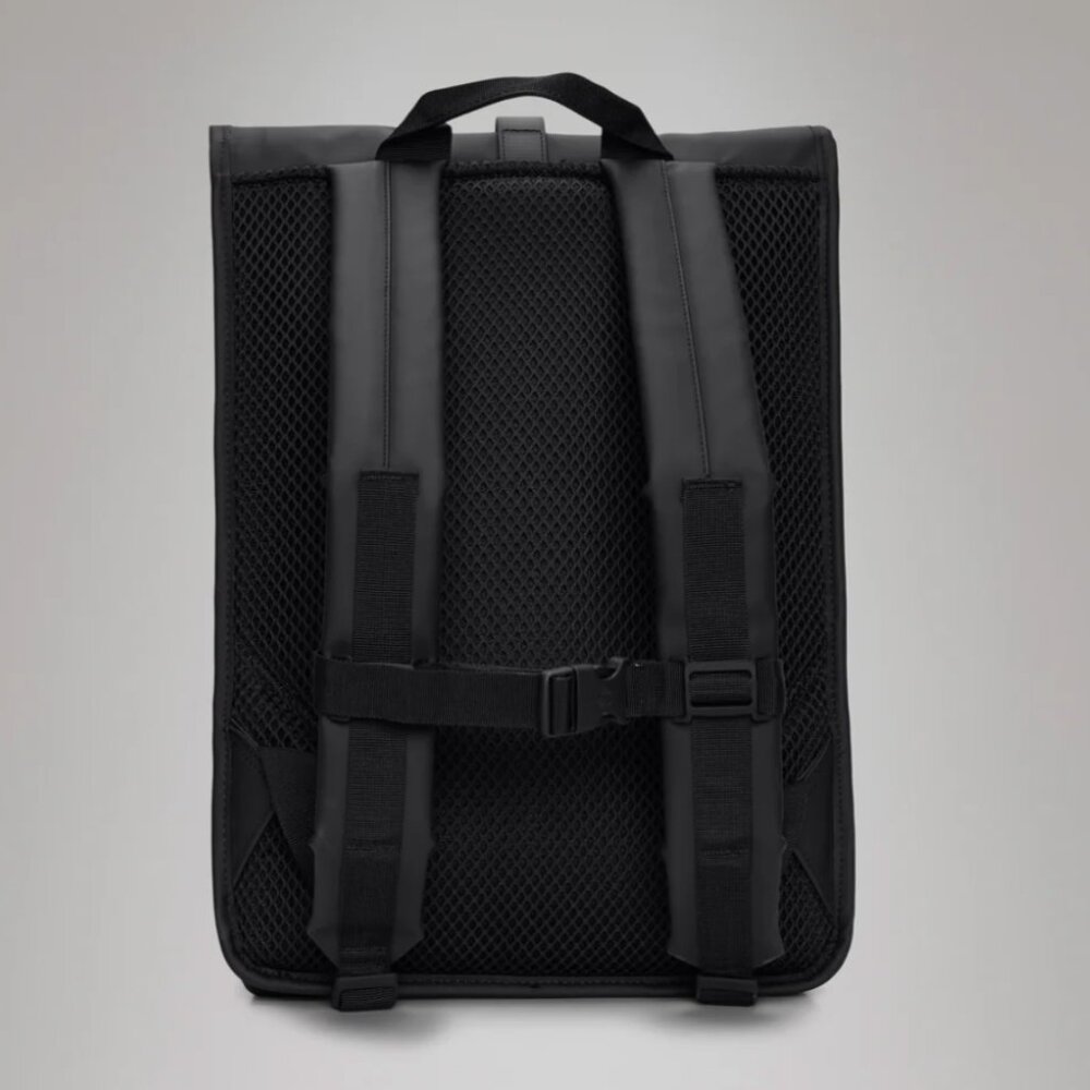 RAINS ROLLTOP RUCKSACK in BLACK with computer sleeve - Picture 4 of 6